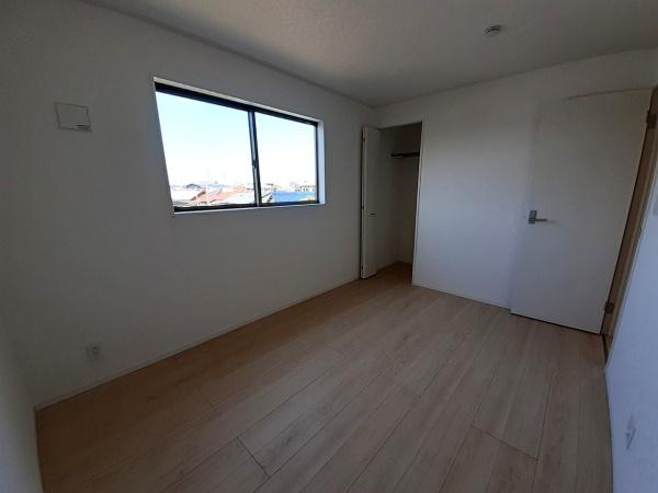 高浜市向山町第５　1号棟