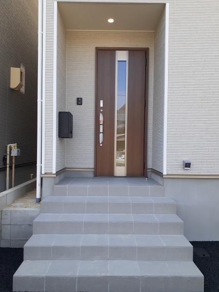 高浜市向山町第５　1号棟