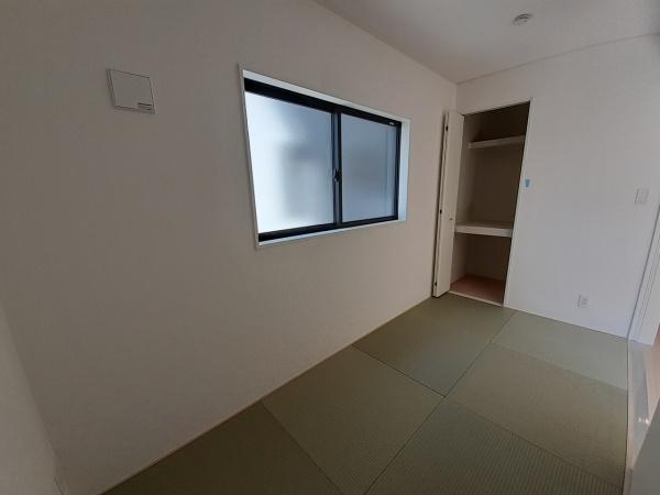 高浜市向山町第５　2号棟