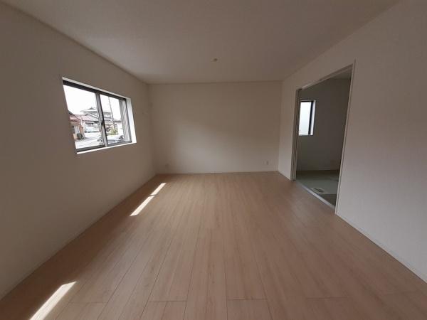 碧南市道場山町第５　1号棟