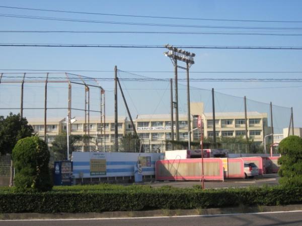碧南市福清水町第１　1号棟(中央中学校)