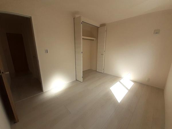 碧南市踏分町　1号棟