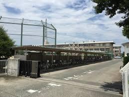 愛西市須依町庄屋敷の土地(佐屋中学校)