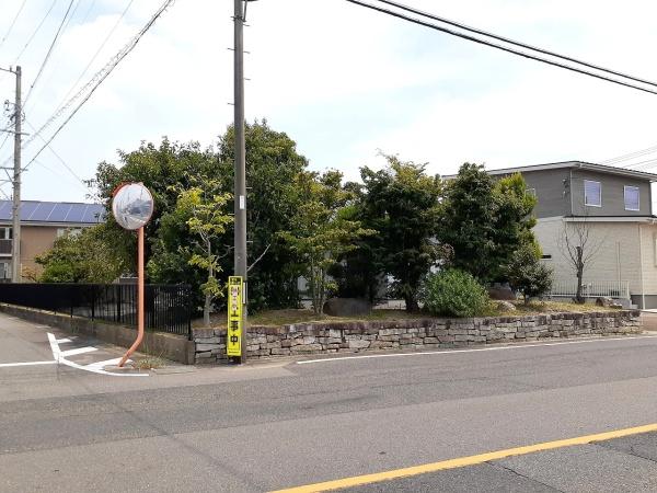 高浜市八幡町３丁目の土地