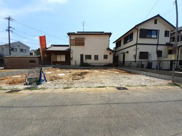 高浜市春日町六丁目　Ａ号棟