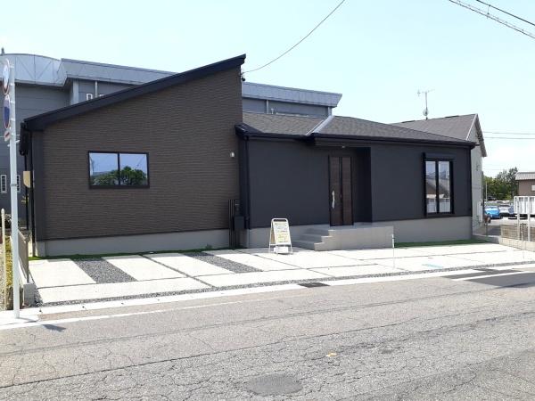 高浜市論地町２期　1号棟