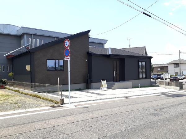 高浜市論地町２期　1号棟