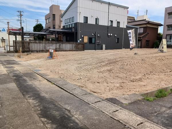 高浜市屋敷町１丁目の土地