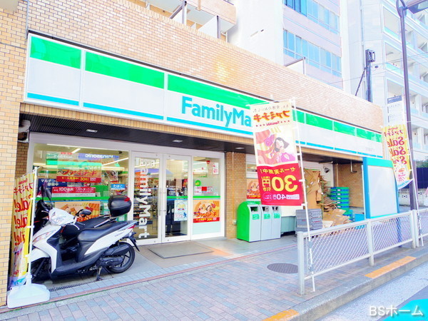 港区三田４丁目の中古一戸建て(ファミリーマート三田聖坂下店)