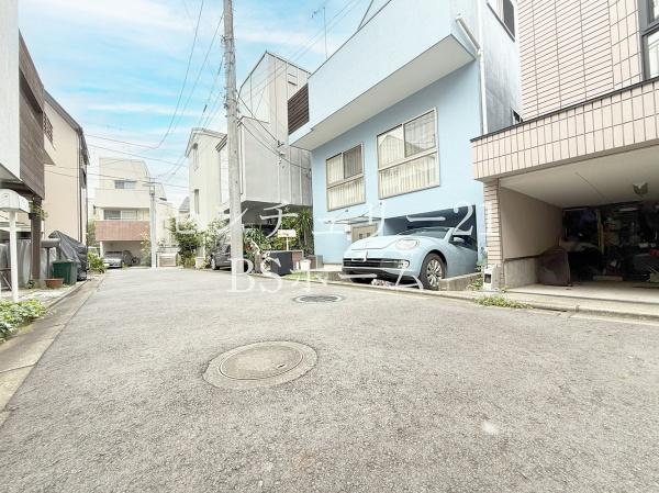世田谷区弦巻５丁目の中古一戸建て