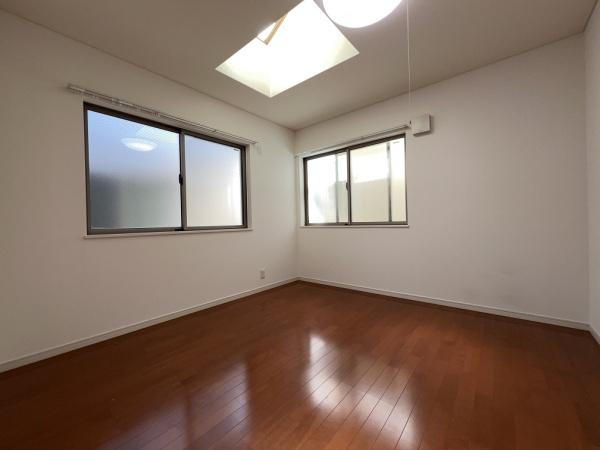 横浜市鶴見区平安町２丁目の中古一戸建て
