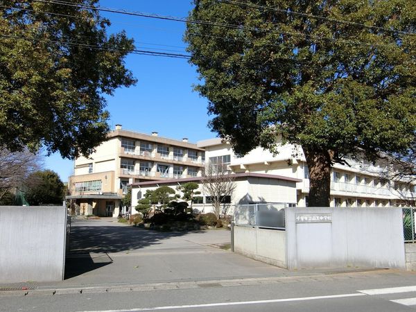 千葉市若葉区都賀の台４丁目の土地(千葉市立山王中学校)