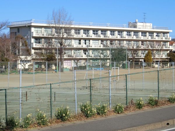 千葉市稲毛区長沼町の土地(千葉市立緑が丘中学校)