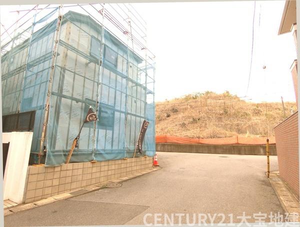 千葉市稲毛区小仲台８丁目　１号棟