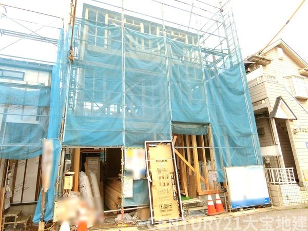 千葉市稲毛区小仲台８丁目　２号棟