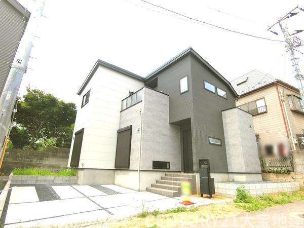 千葉市中央区葛城２丁目　２号棟