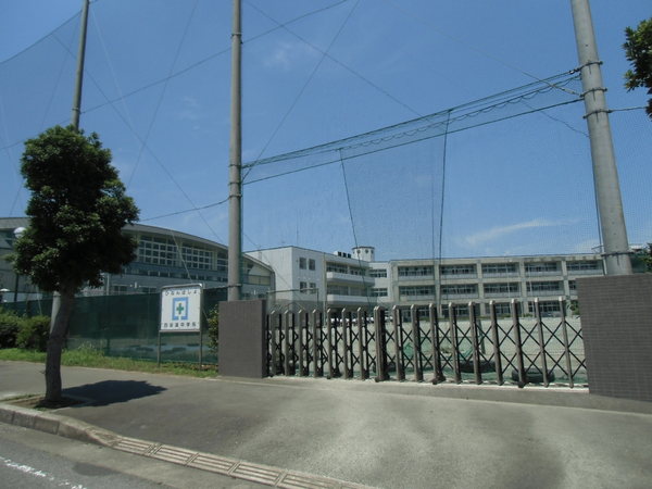 四街道市和良比【１０期】　２号棟(四街道市立四街道中学校)