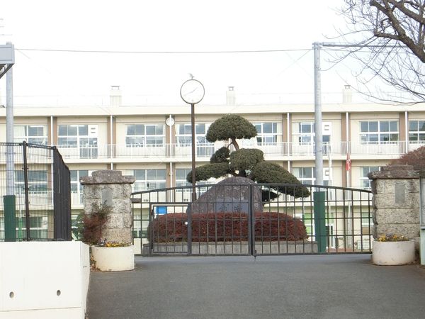 千葉市緑区誉田町２丁目の土地(千葉市立誉田中学校)