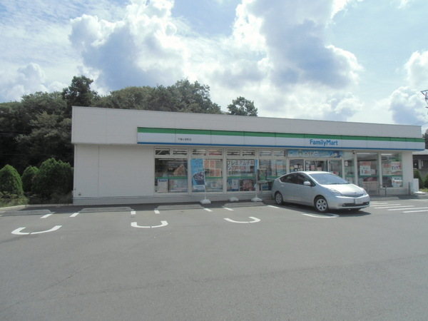 千葉市若葉区千城台西１丁目　１号棟(ファミリーマート千葉小倉町店)