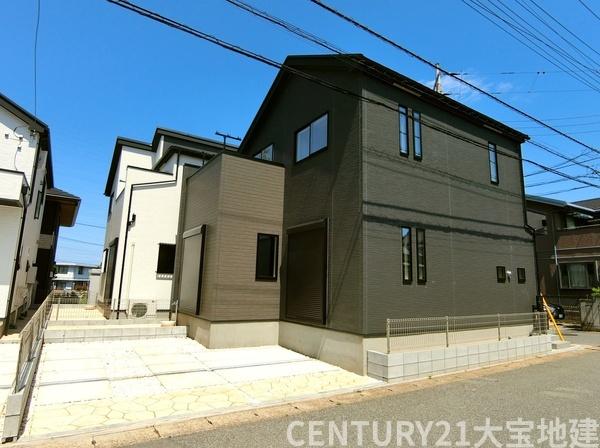 千葉市若葉区貝塚２丁目　２号棟