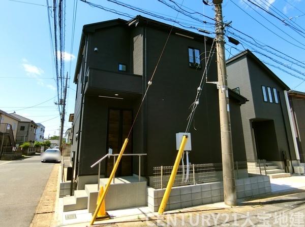 千葉市若葉区貝塚２丁目　２号棟