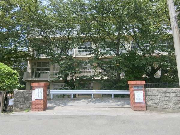 千葉市稲毛区宮野木町　１号棟(千葉市立宮野木小学校)