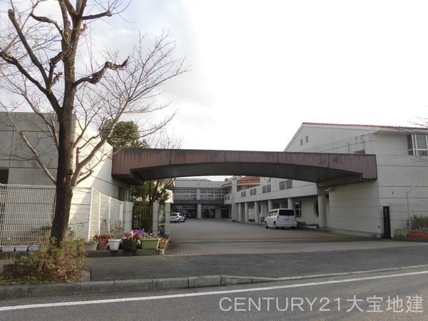 千葉市緑区あすみが丘８丁目　１号棟(千葉市立大椎中学校)