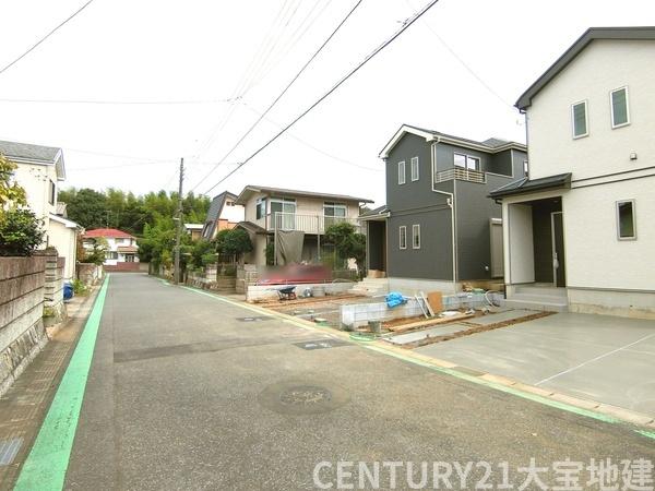 千葉市若葉区千城台東３丁目　Ｂ号棟