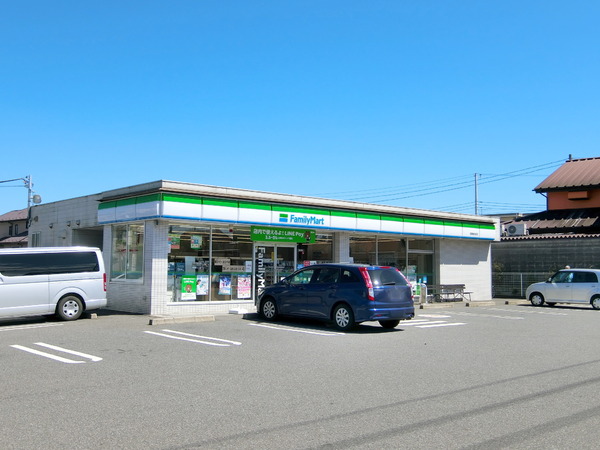 四街道市和良比の中古一戸建て(ファミリーマート若葉若松町店)