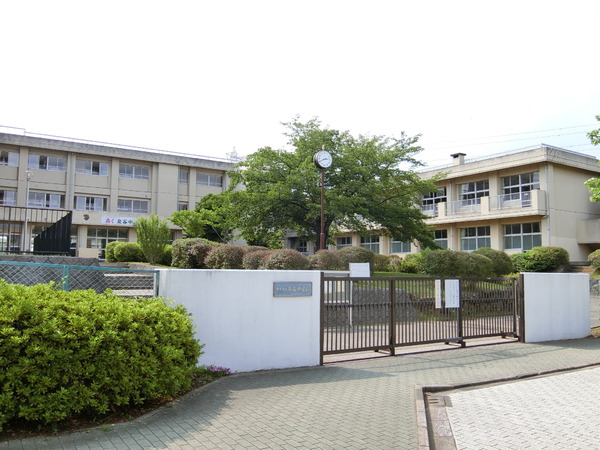 千葉市緑区おゆみ野中央６丁目の中古一戸建て(千葉市立泉谷中学校)