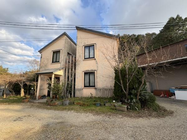 城陽市市辺城下一戸建て