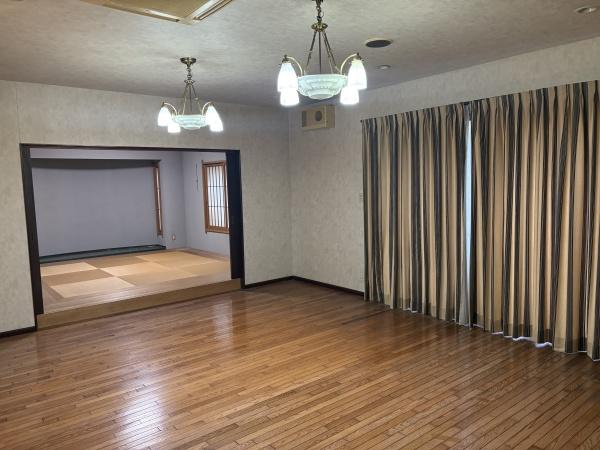 城陽市市辺城下一戸建て