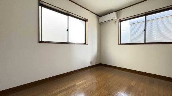 久世郡久御山町佐山栗ノ脇の中古一戸建て