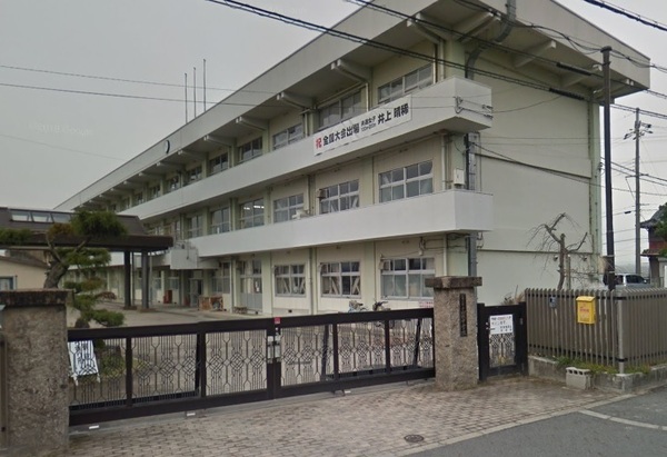 木津川市山城町平尾里屋敷の中古一戸建て(木津川市立山城中学校)