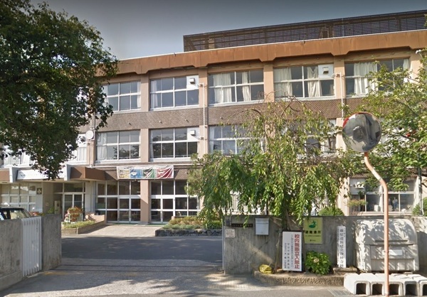 宇治市木幡平尾の中古一戸建て(木幡小学校)