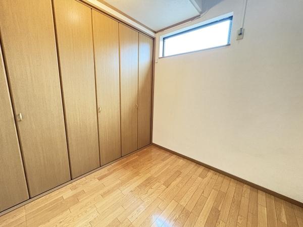 京都市山科区上花山花ノ岡町の中古一戸建て