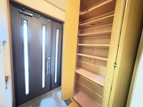 京都市山科区上花山花ノ岡町の中古一戸建て
