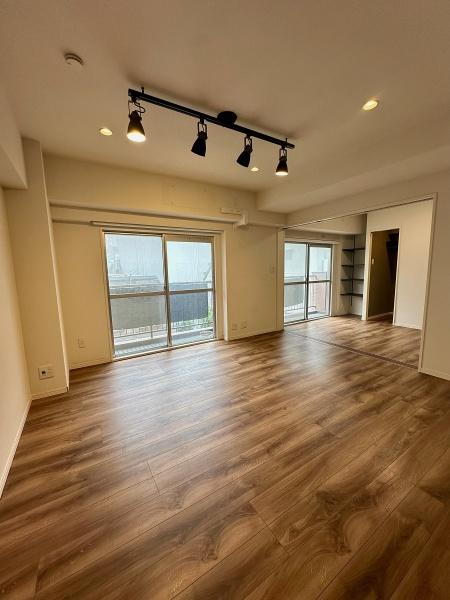 マンション三田