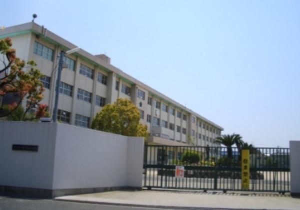寝屋川市上神田2丁目の中古一戸建て(寝屋川市立和光小学校)