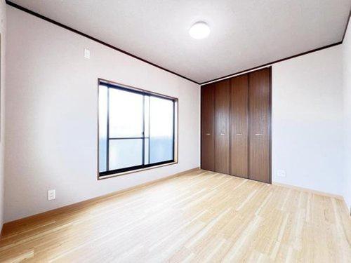 枚方市南中振２丁目の中古一戸建て
