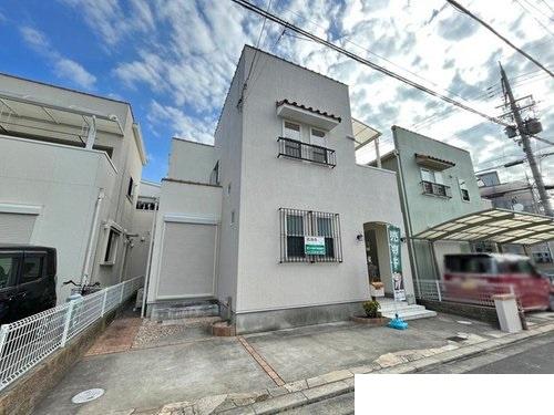 寝屋川市池田本町の中古一戸建