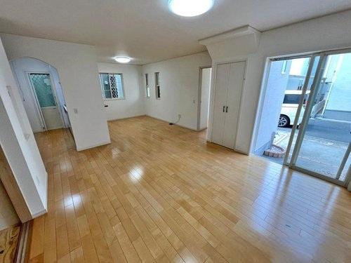 寝屋川市池田本町の中古一戸建