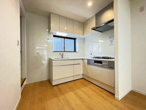 寝屋川市田井西町の中古一戸建て