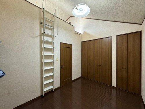寝屋川市高柳２丁目の中古一戸建