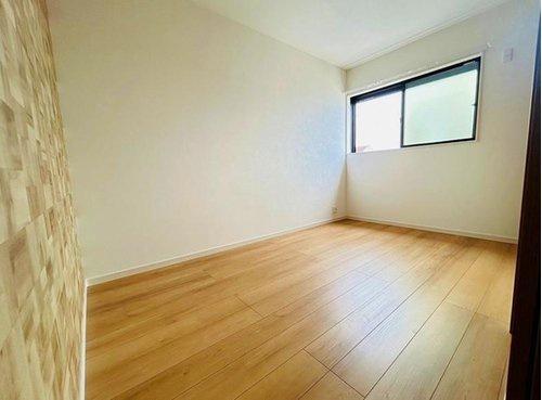 寝屋川市点野３丁目の新築一戸建