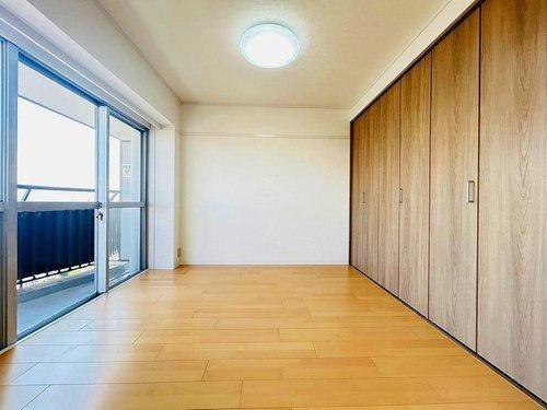 メゾン寝屋川
