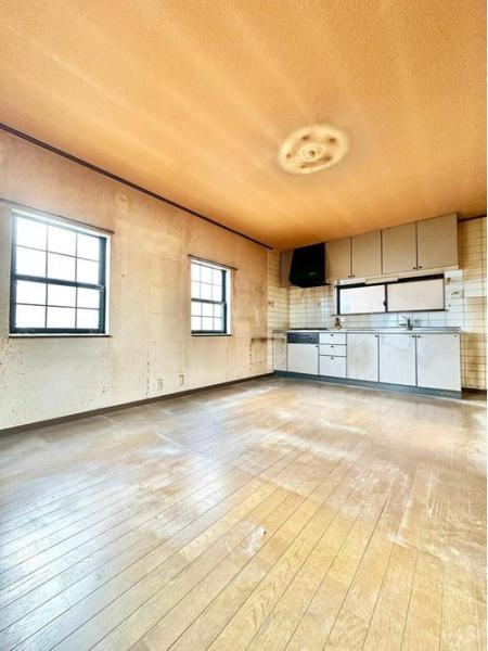 寝屋川市堀溝３丁目の中古一戸建