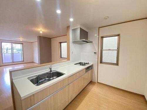 寝屋川市池田旭町の中古一戸建て