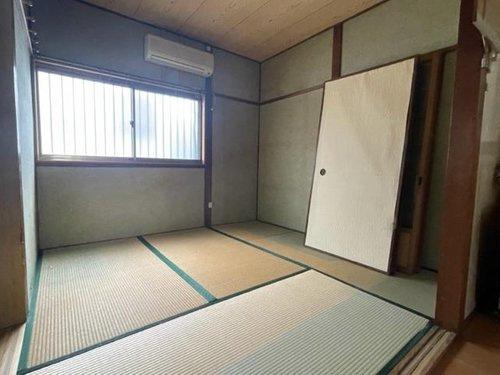 寝屋川市長栄寺町の中古一戸建て