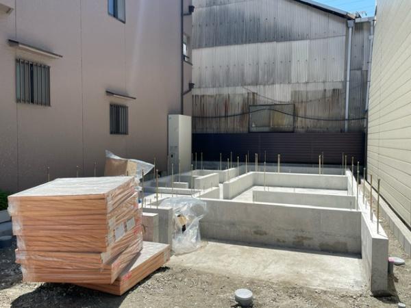 四條畷市中野新町の新築一戸建